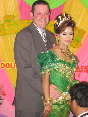 30) The happy couple again and again