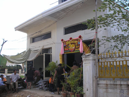 36) Somalys home